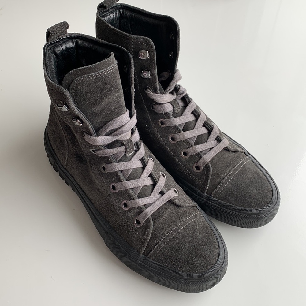 FRYE Walker Infantry Brushed Suede Boot